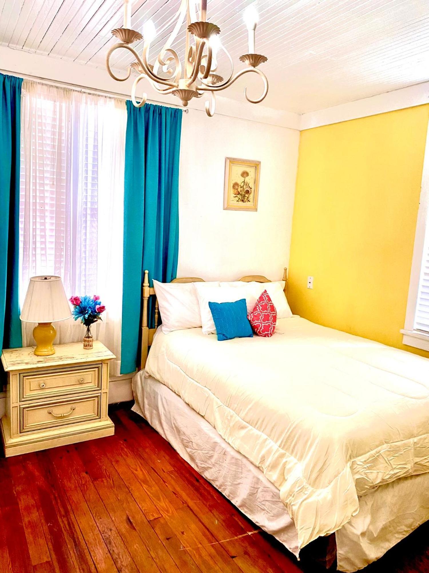 Bella'S Boutique Hotel Hemingway Extérieur photo