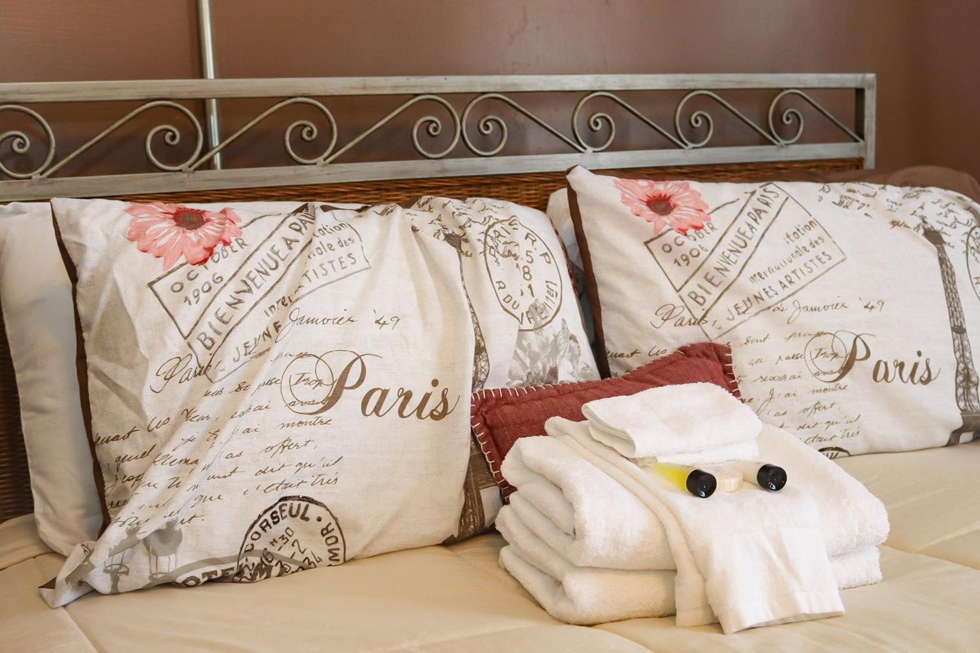 Bella'S Boutique Hotel Hemingway Extérieur photo